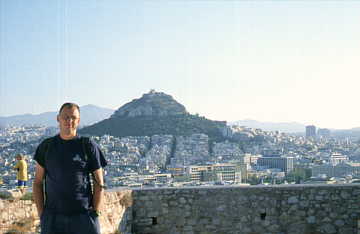 Ateny - widok z Akropolu na wzgrze Likavitos 