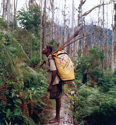 G. Kupiel's photo from the Nambawan 2001 expedition. 