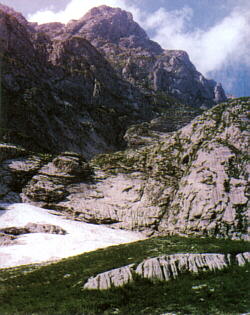 Soutern slopes of the Gll massif, ph. K. Dubiel