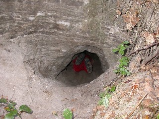 Otwór jaskini